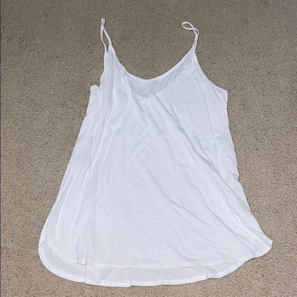 Flowy tank